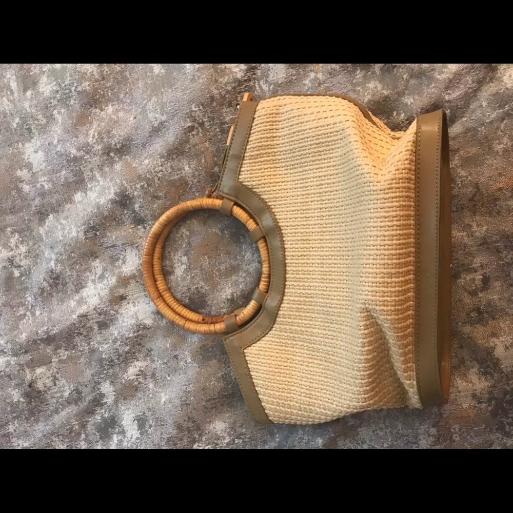 Fossil Woven Straw Tote Bag w Bamboo Ring Handles - Picture 4 of 10